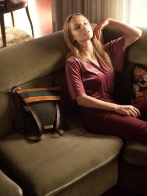 mariamaletavelvetsuede_2_de_32.jpg